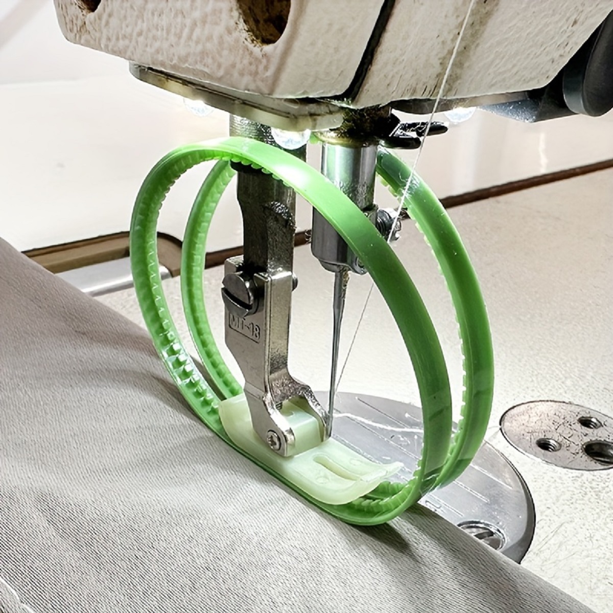 Leather Sewing Machine Walking Foot - 3pcs MT 18 double roller tank