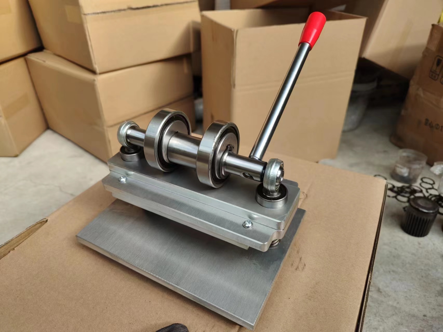 New Manual Clicker Press Machi - огляд і ціна Leather Cutting Die Press