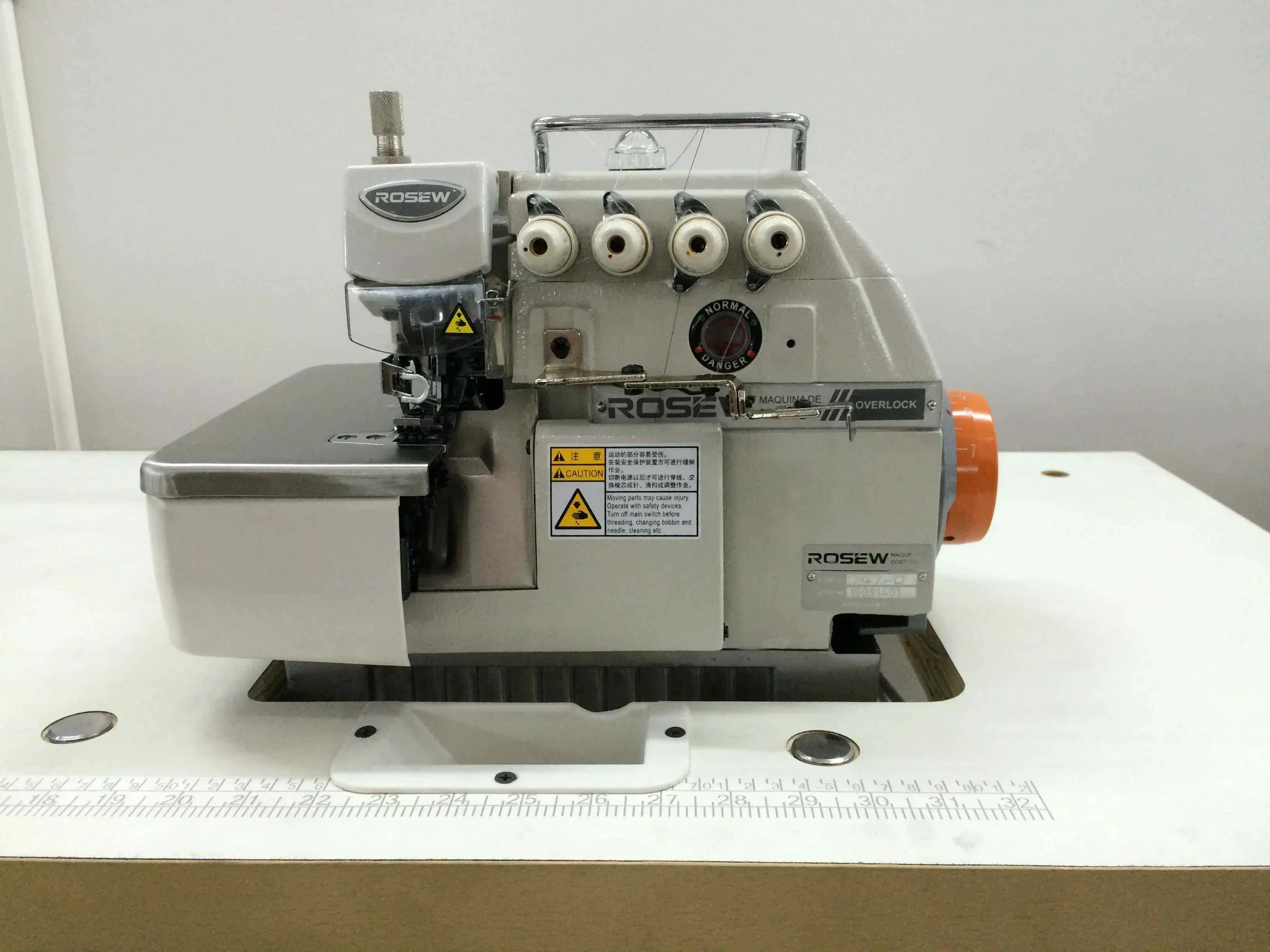 Overlocking Sewing Machine Dir - огляд і ціна Overlock Sewing Machine 4 Thread