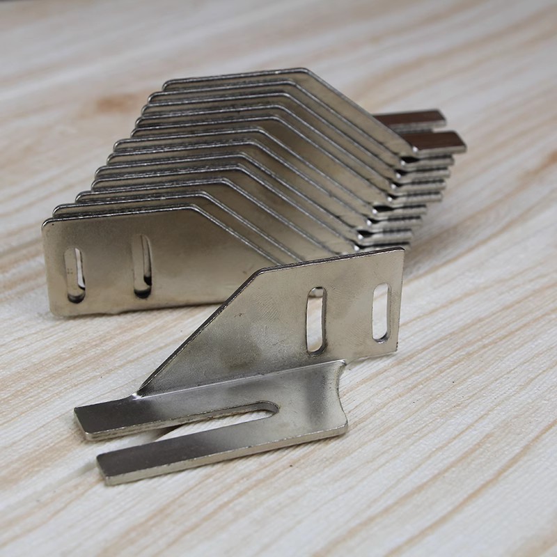 Tape Binder Stand/Needle Plate - огляд і ціна Industrial Sewing Machine 441